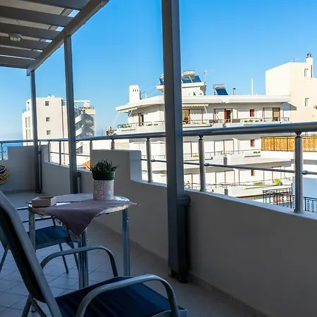 Steleni Appartement *