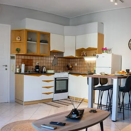 Steleni Appartement *