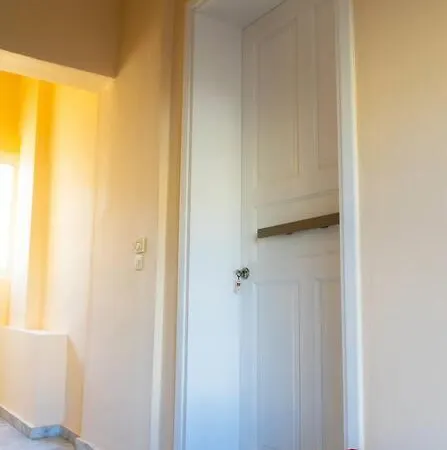 Steleni Apartment
