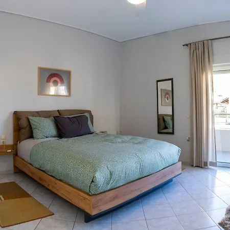 Steleni Apartment